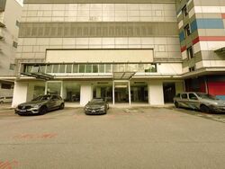 Toh Guan Road (D22), Factory #617114271